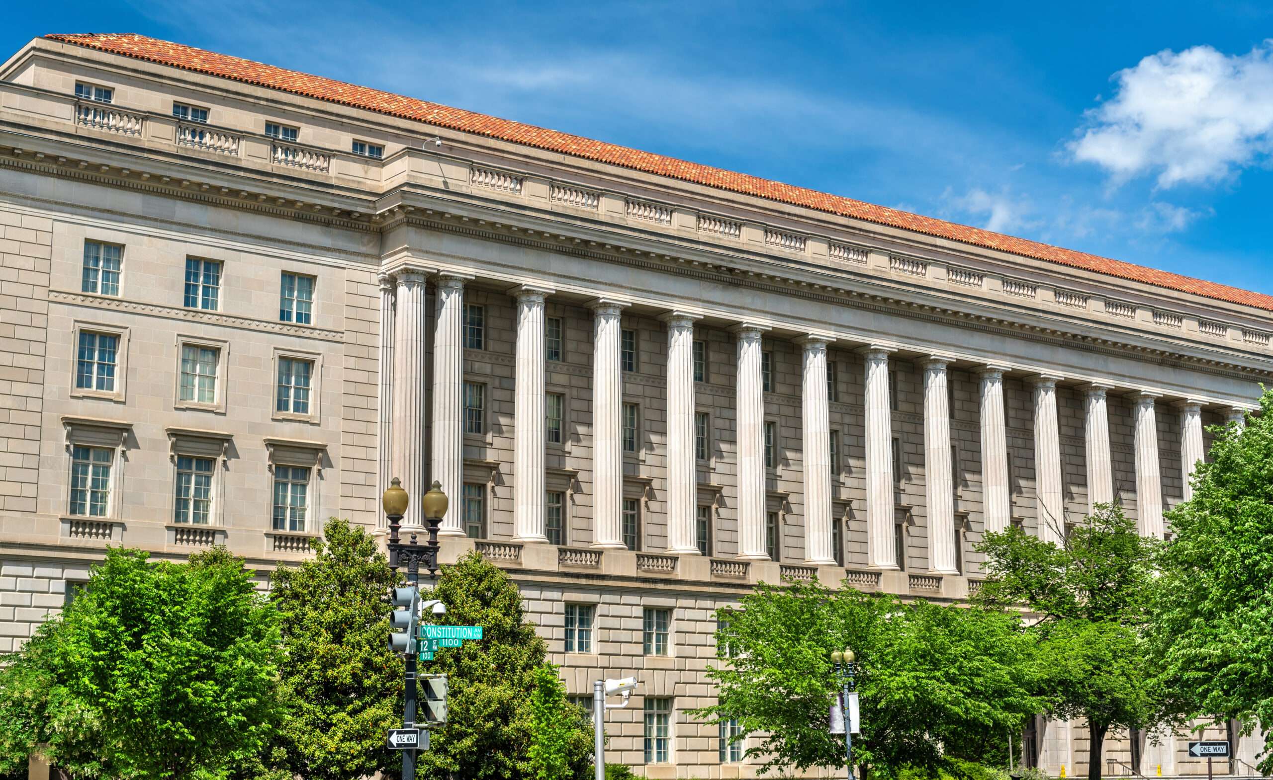 IRS Enforcement Cutbacks Prompt Concerns About Tax Compliance